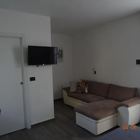 Eufemia Bed & Breakfast Parabita