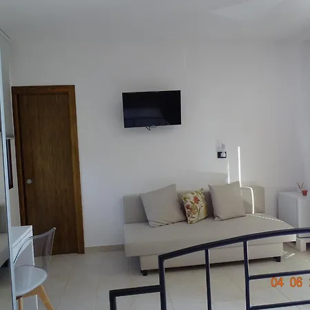 Eufemia Bed & Breakfast 3*